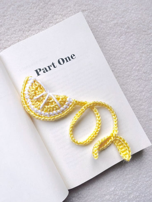 Lemon 🍋 crochet bookmark